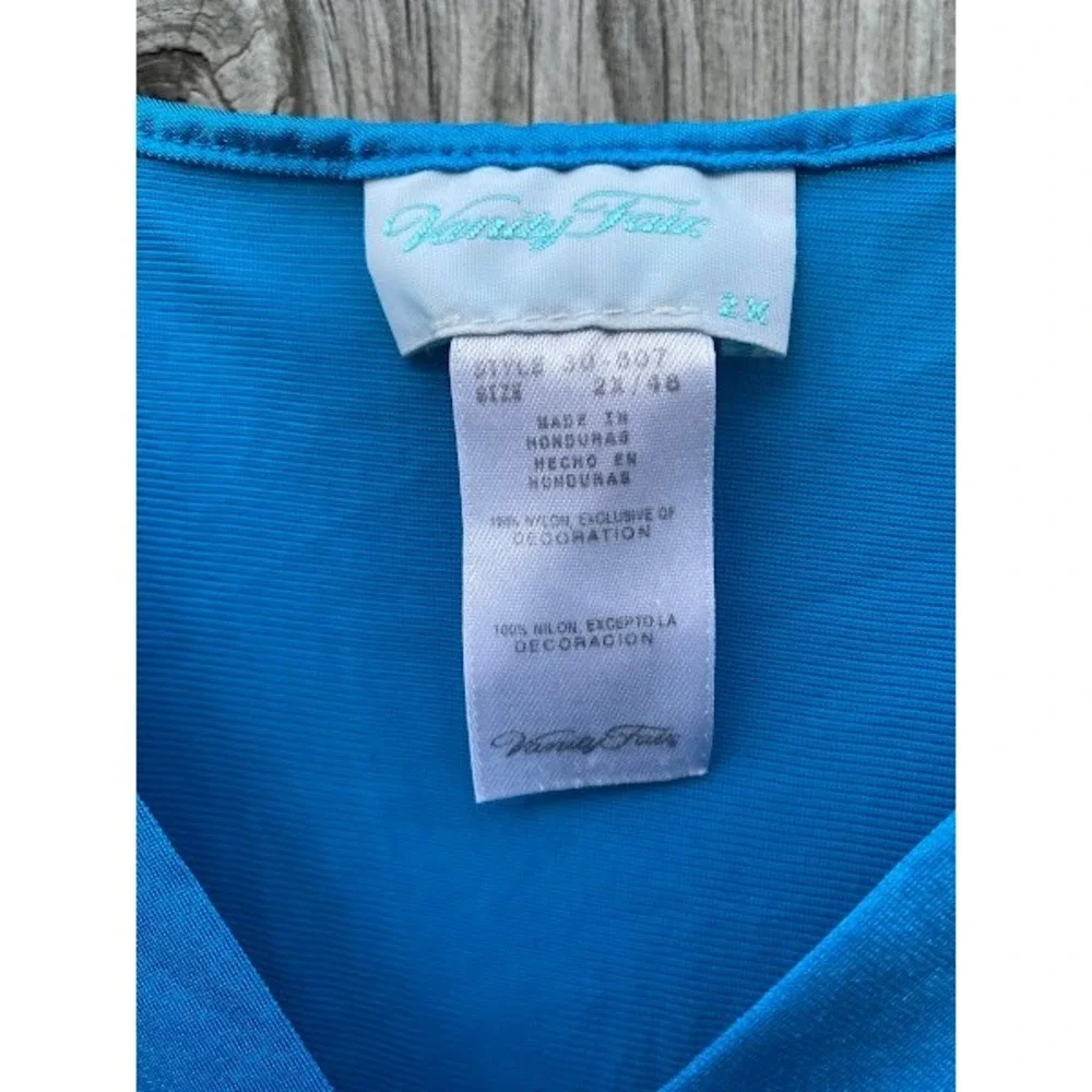 Vanity Fair Blue Sleeveless Embroidered V-Neck Nightgown 2XL 30-307 (flaws) - Picture 3 of 8